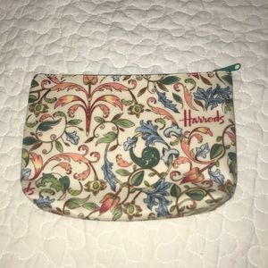 Harrod’s zippered cosmetic pouch